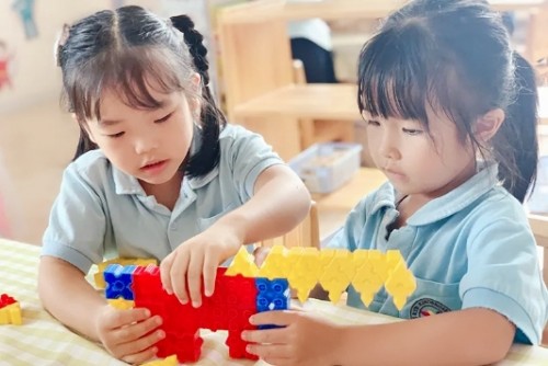 对话红黄蓝幼儿园教研部总监边军： 什么是适合孩子的课程